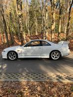 Nissan Skyline R33 2JZ-GTE Op kenteken!, Auto's, Zwart, 4 stoelen, Wit, Bedrijf