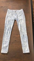 Mooie gebloemde Mavi jeans, Kleding | Dames, Spijkerbroeken en Jeans, Mavi, Blauw, W28 - W29 (confectie 36), Ophalen of Verzenden