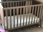 IKEA SUNDVIK Ledikant, Matras & Commode, Ophalen of Verzenden, Zo goed als nieuw, Ledikant