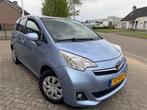 Toyota Verso-S 1.3 VVT-i Aspiration Camera,Panoramadak, NAP, Voorwielaandrijving, Euro 5, Gebruikt, Blauw