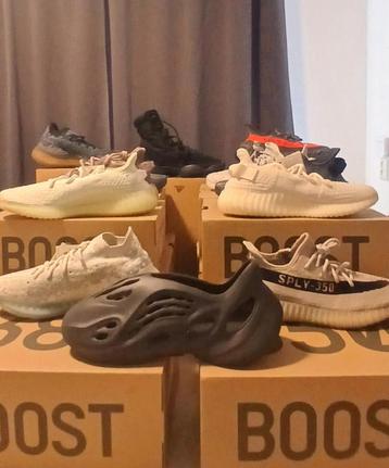  ECHTE YEEZY’s MET 100% VERKOOPBEWIJS – TRUSTED SELLER!  beschikbaar voor biedingen