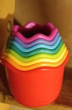 Stapelbekers Regenboog, Ophalen of Verzenden, Zo goed als nieuw, Overige typen