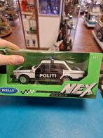 Welly Nex politie auto Politi 413 Volvo 240 GL schaal 1/24, Welly, Ophalen of Verzenden, Zo goed als nieuw, Auto