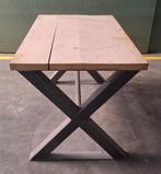 Tafel op stalen kruisvoet, Huis en Inrichting, Tafels | Eettafels, Ophalen, Gebruikt, 100 tot 150 cm, Industrieel / loft