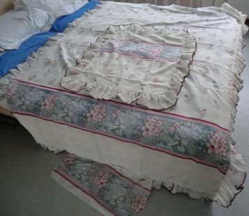 Dekbed overtrek 140 x 200 en 1 kussensloop 57 x 70cm NIEUW beschikbaar voor biedingen