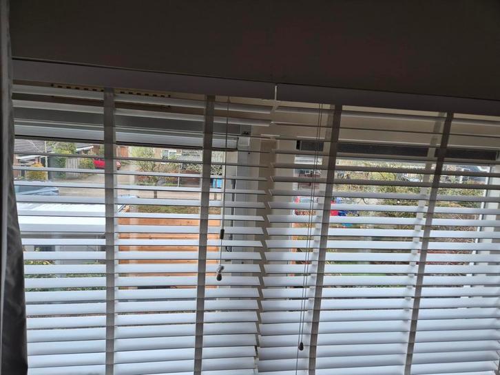 Houten jaloezieën 200x110 en 100x110, Huis en Inrichting, Stoffering | Gordijnen en Lamellen, Gebruikt, 100 tot 150 cm, 200 cm of meer