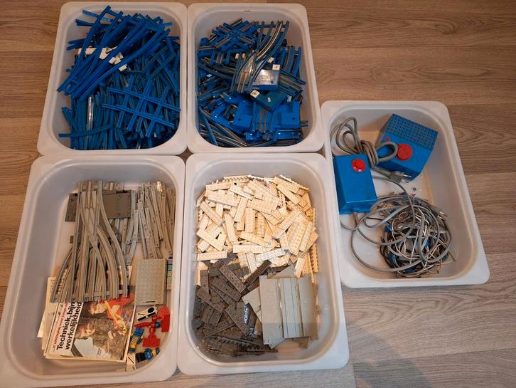 Ruim 6 kilo Lego oude treinrails en restanten, Kinderen en Baby's, Speelgoed | Duplo en Lego, Gebruikt, Lego, Losse stenen, Ophalen of Verzenden