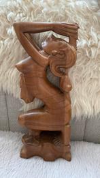 Balinese handgesneden houten naakte vrouw in gebed cc 1950, Ophalen of Verzenden