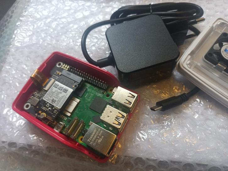 Raspberry PI Set, Computers en Software, Moederborden, Zo goed als nieuw, Overige typen, DDR4, Verzenden