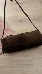Miu miu Suede pouch, Sieraden, Tassen en Uiterlijk, Tassen | Damestassen, Ophalen of Verzenden, Nieuw