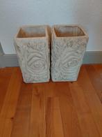 Stenen bloempotten, hoog en vierkant, Ophalen, Zo goed als nieuw
