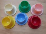 Eierdoppen, retro, in 6 verschillende kleuren van plastic, Ophalen of Verzenden