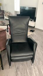 Zwart leren Relax fauteuil met beensteun., Huis en Inrichting, Fauteuils, Ophalen, Gebruikt, Modern, 50 tot 75 cm