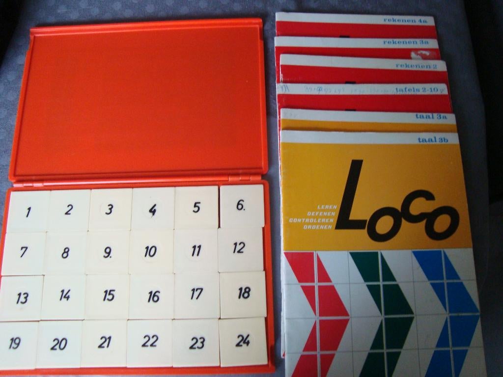 Groot loco met 6 boeken, Ophalen of Verzenden