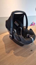 Maxi cosi Pebble met voetenzak en schaduwdoek, Ophalen of Verzenden, 0 t/m 13 kg, Maxi-Cosi, Gebruikt