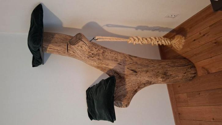 Handgemaakte krabpaal van echt boomhout, Dieren en Toebehoren, Krabmeubelen, Zo goed als nieuw, Krabpaal, Ophalen