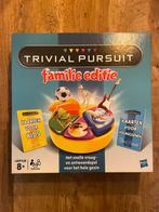Trivial pursuit familie editie bordspel, Hobby en Vrije tijd, Gezelschapsspellen | Bordspellen, Ophalen, Zo goed als nieuw