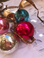 Antieke kerstversiering uit oorlogstijd geen metalen kapje, Ophalen of Verzenden, Gebruikt