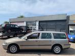 Volvo V70 2.5 D / Comfort Line / Leder / Airco / Cruisecontr, Auto's, 15 km/l, Beige, 179 €/maand, Beige