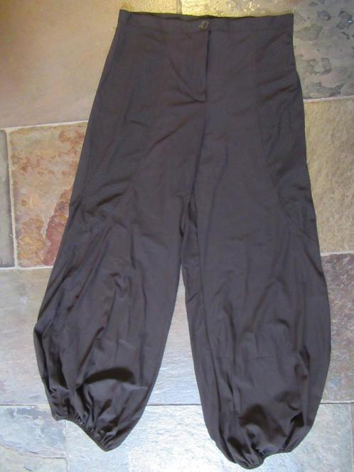 SUNLIGHT Broek donkerbruin travelstof kreukvrij maat 1 nieuw, Kleding | Dames, Broeken en Pantalons, Nieuw, Bruin, Lang, Ophalen of Verzenden