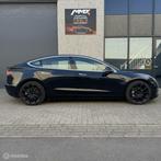 Tesla Model 3 Long Range AWD 78kWh Custom Velgen MMX PACK, Auto's, Tesla, Automaat, 27 €/maand, 1831 kg, Zwart