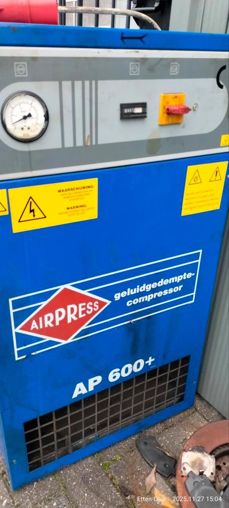 Airpress AP 600+ Geluidsgedempte Compressor is stuk. Koppaki, Doe-het-zelf en Verbouw, Compressors, Gebruikt, 10 bar of meer, 100 liter of meer
