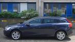 Volvo V60 1.6 T3 Momentum, Voorwielaandrijving, Stof, Zwart, 4 cilinders