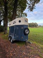 Paardentrailer, Ophalen, Gebruikt, Polyester, 1½-paards trailer