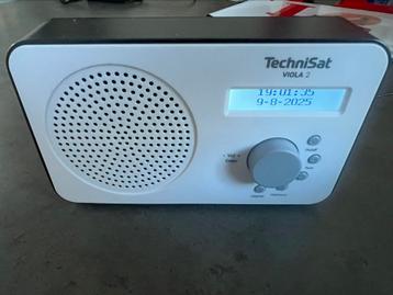 Technisat Viola 2 DAB radio beschikbaar voor biedingen
