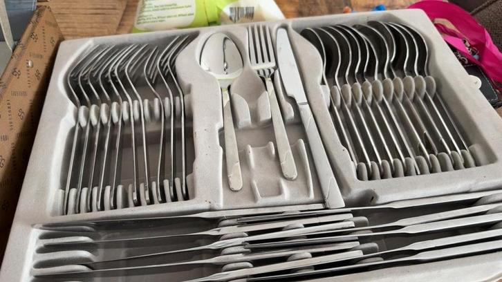 Kaiserkoch bestekset in koffer, Huis en Inrichting, Keuken | Bestek, Zo goed als nieuw, Rvs of Chroom, Vaatwasserbestendig, Ophalen of Verzenden