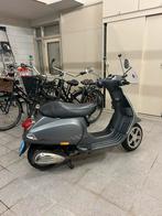 Vespa sprint s50 2011, Fietsen en Brommers, Ophalen