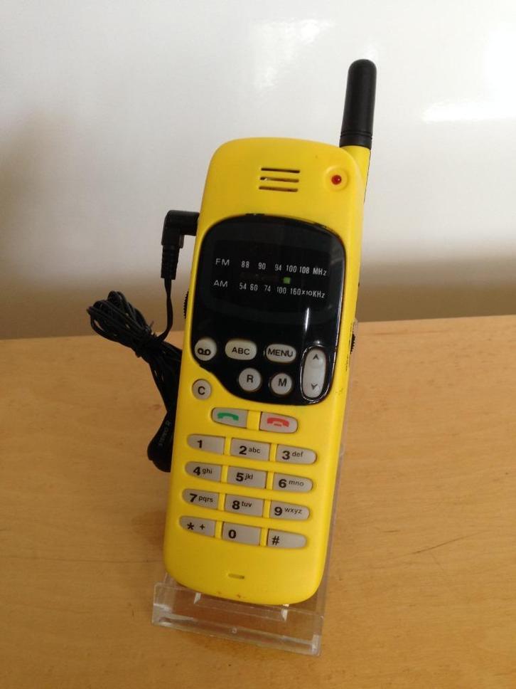 Radio Mobile Phone Nokia GSM telefoon geel., Audio, Tv en Foto, Radio's, Zo goed als nieuw, Transistorradio, Ophalen