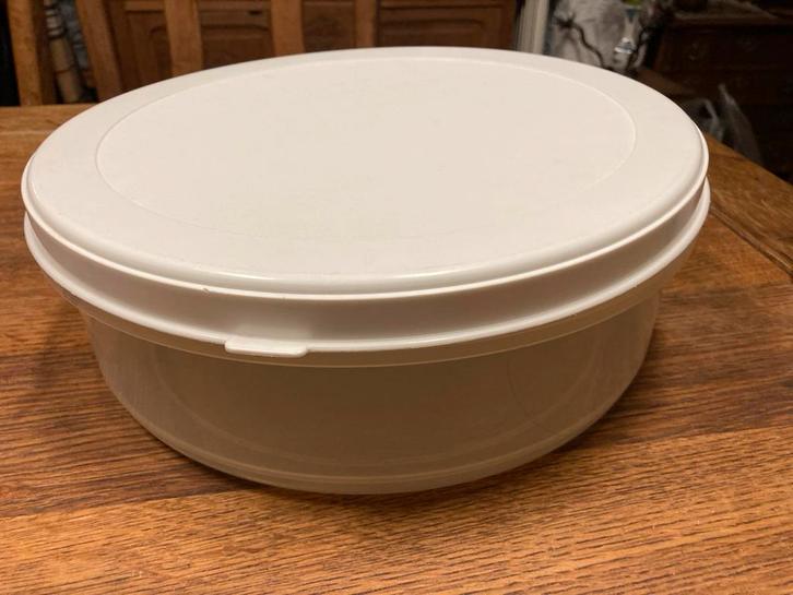 Witte plastic bak met deksel, rond, vlaai, taart doos hoog, Huis en Inrichting, Keuken | Keukenbenodigdheden, Zo goed als nieuw
