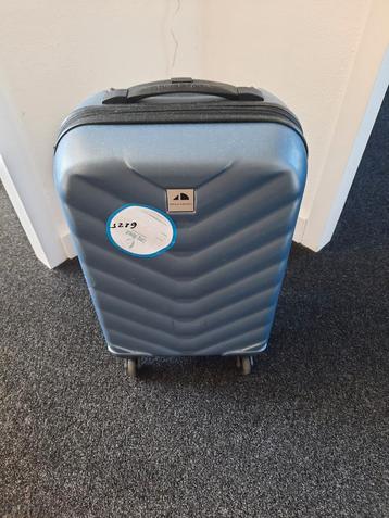 Kleine compacte bagage koffer beschikbaar voor biedingen