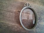 Vintage fotolijstje met strik, Minder dan 50 cm, Gebruikt, Ophalen of Verzenden, Minder dan 50 cm