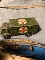 Dinky toy ambulance militair, Hobby en Vrije tijd, Modelauto's | 1:43, Ophalen of Verzenden, Gebruikt, Dinky Toys