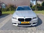 BMW 5-Serie 520i 184pk Aut. 2014 Grijs M SPORT, Auto's, BMW, 4 cilinders, 2000 kg, Origineel Nederlands, Particulier