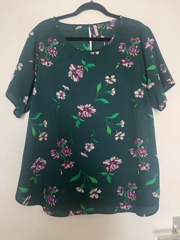 Only Carmakoma blouse maat 50 beschikbaar voor biedingen