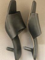 HM Zwarte Slippers Hakje Maat 38, Ophalen of Verzenden, Zo goed als nieuw, Zwart, Sandalen of Muiltjes