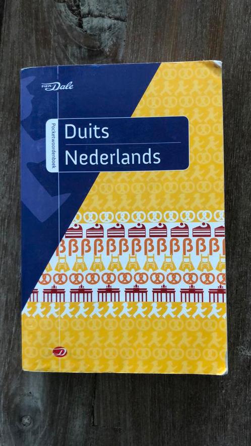 Van Dale pocketwoordenboek Duits-Nederlands, Boeken, Woordenboeken, Zo goed als nieuw, Duits, Van Dale, Ophalen of Verzenden