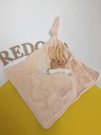 2031 Kaloo doekje creme wit met konijntje, Ophalen of Verzenden, Konijn