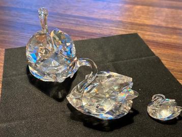 swarovski zwanen beschikbaar voor biedingen