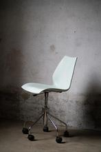 Maui designstoel, Huis en Inrichting, Stoelen, Ophalen, Gebruikt, Blauw, Eén