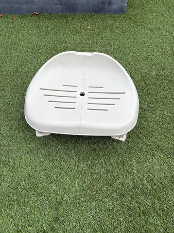 INTEX PURE SPA zitje. Z.g.a.n. beschikbaar voor biedingen