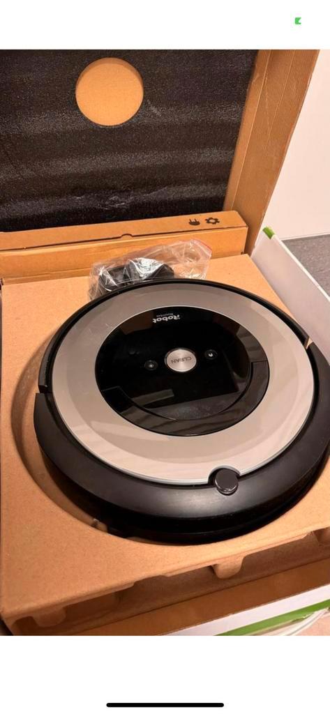 Roomba E5 Robot stofzuiger met dweil functie, Witgoed en Apparatuur, Stofzuigers, Nieuw, Robotstofzuiger, 2000 watt of meer, Reservoir