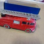 dinky toy brandweerwagen in doos, Verzenden, Zo goed als nieuw, Bus of Vrachtwagen
