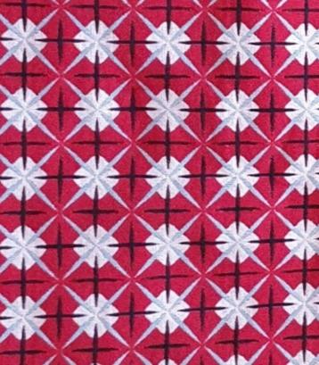 Vintage lap stof rood zwart wit grijs 139,5 x 204 cm. stevig beschikbaar voor biedingen