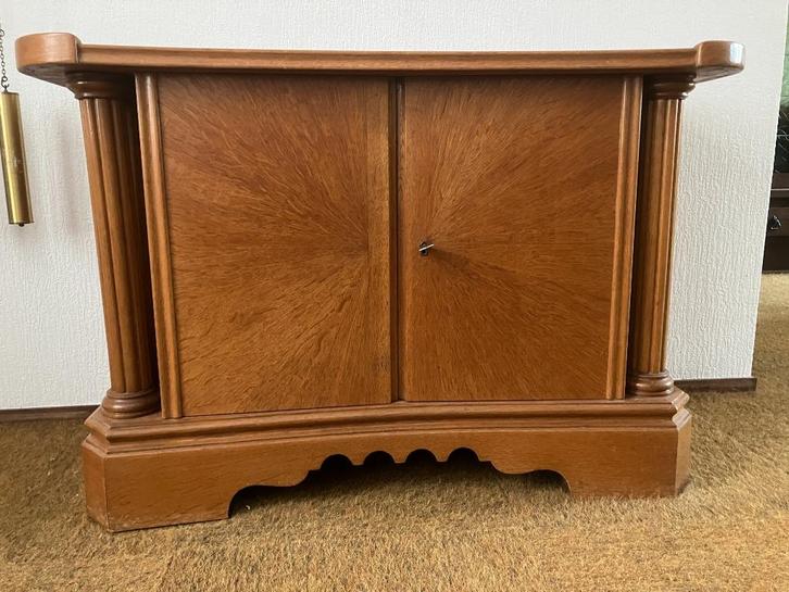 Elegant eiken dressoir/lowboard ca. 1940–1955, Huis en Inrichting, Kasten | Dressoirs, Gebruikt, 100 tot 150 cm, 25 tot 50 cm
