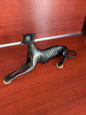 Bronzen Hond Beeld beschikbaar voor biedingen