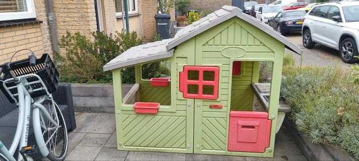 Leuk speelhuisje Smoby, Kinderen en Baby's, Speelgoed | Buiten | Speelhuisjes, Gebruikt, Kunststof, Ophalen of Verzenden